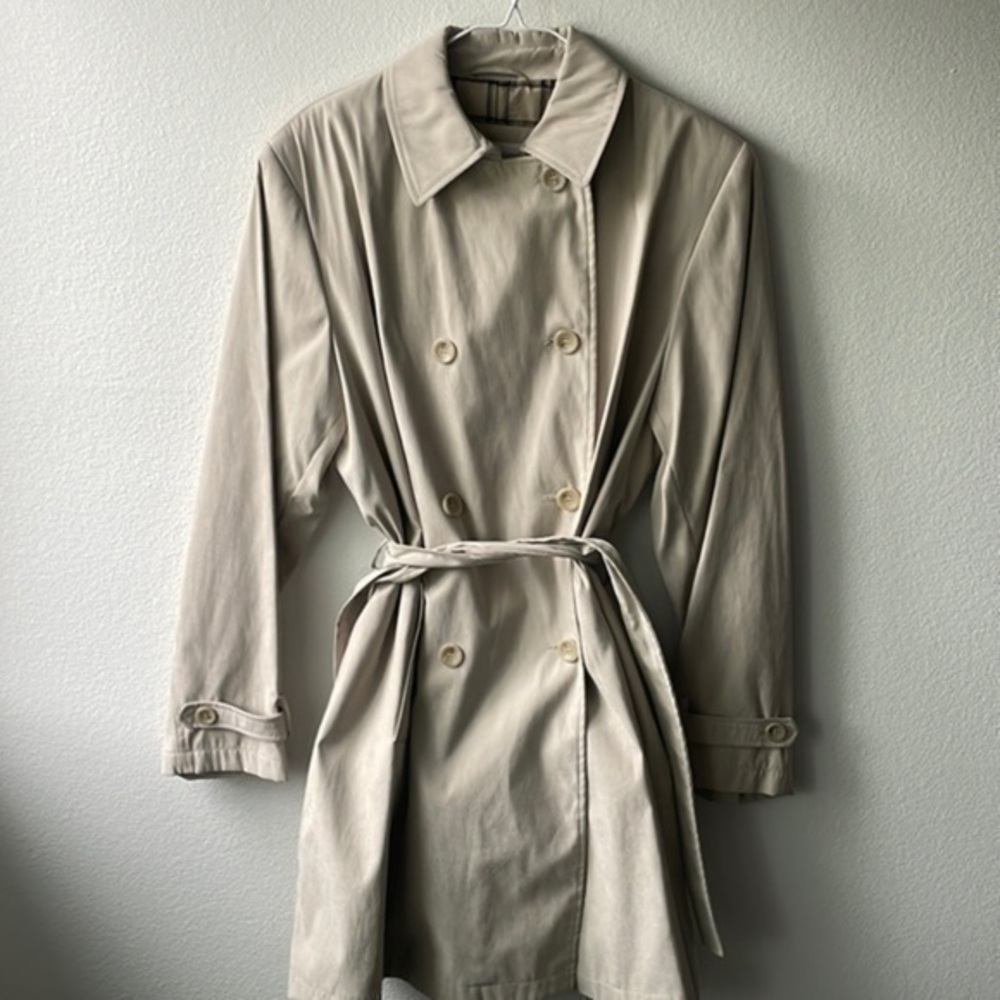 Liz Claiborne jacket like new size large cream double breasted outdoor